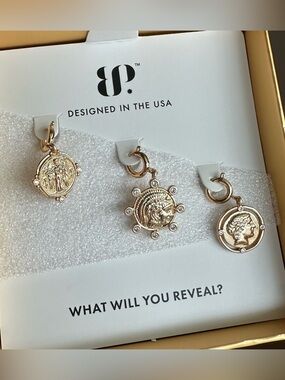 Bomb Party Gem Society Exclusive 3-Pack Charms Treasures Of Olympus Vintage Gold
